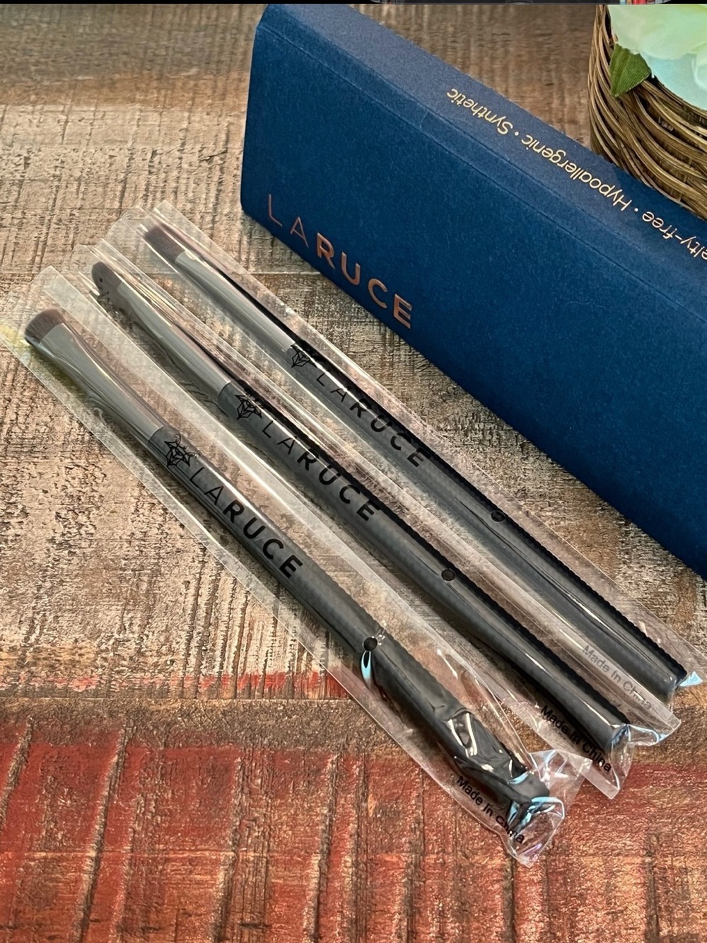 NEW Laruce 3-PIECE Makeup BRUSH Set: SHORT SHADOW, CONCEALER & ANGLED SHADING!